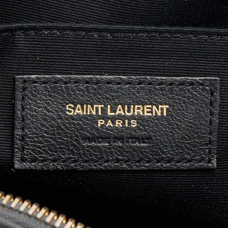 Pre Owned Saint Laurent Grey Matelassé Leather Medium Monogram Lou Camera Crossbody Bag