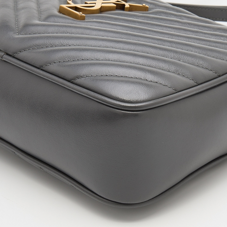Pre Owned Saint Laurent Grey Matelassé Leather Medium Monogram Lou Camera Crossbody Bag
