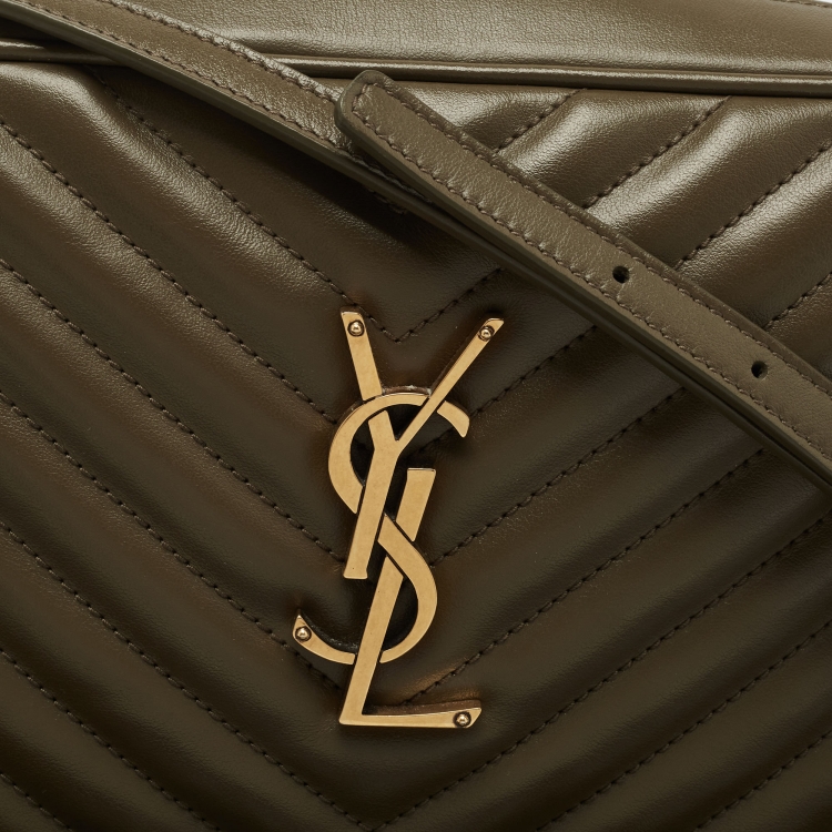 مملوكة مسبقًا Saint Laurent Olive Green Matelassé Leather Lou Camera Crossbody Bag