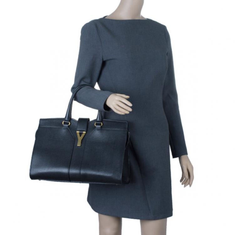 Pre Owned Saint Laurent Black Leather Medium Cabas Chyc Tote