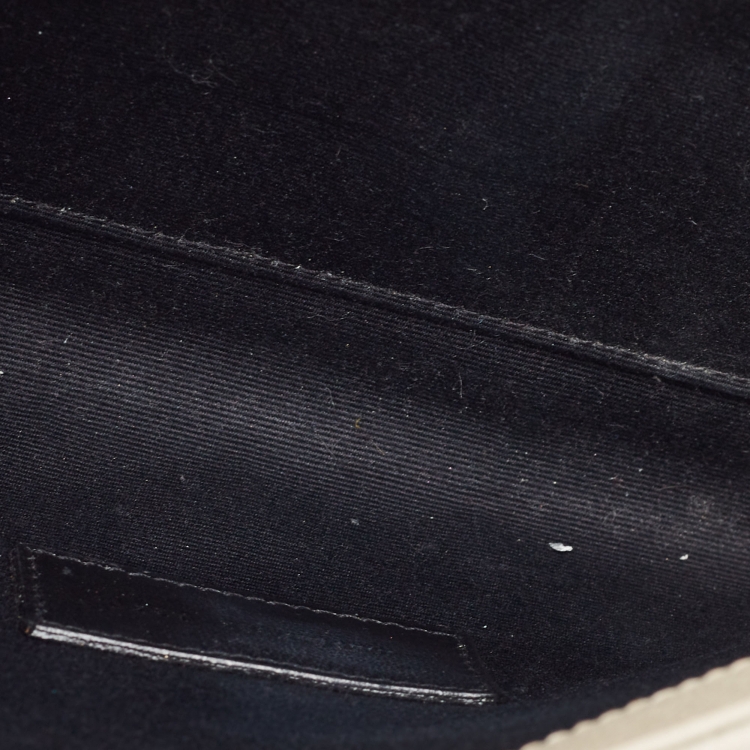 Pre Owned Saint Laurent Off White Matelasse Leather Cassandre Wristlet Clutch