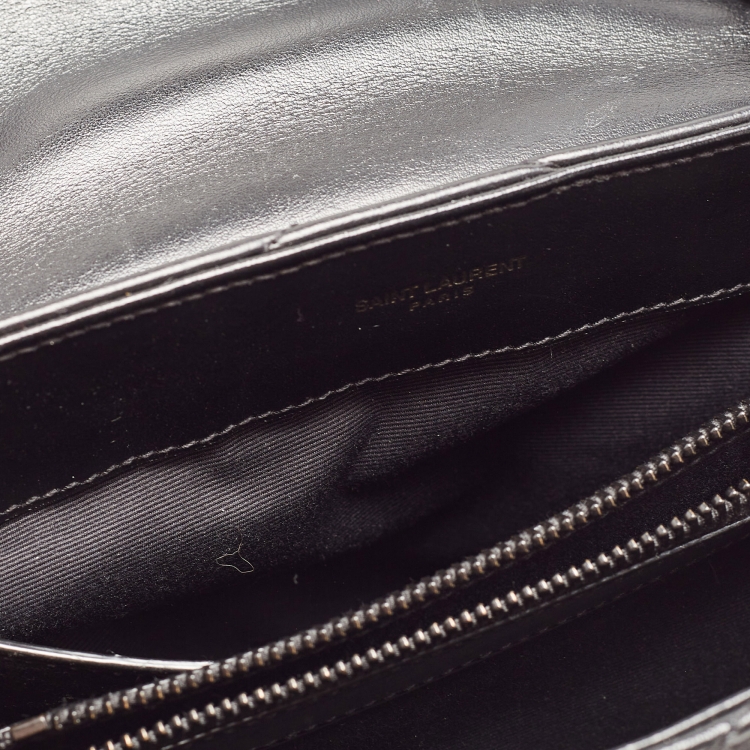 Pre Owned Saint Laurent Black Quilted Leather Small Loulou Shoulder Bag