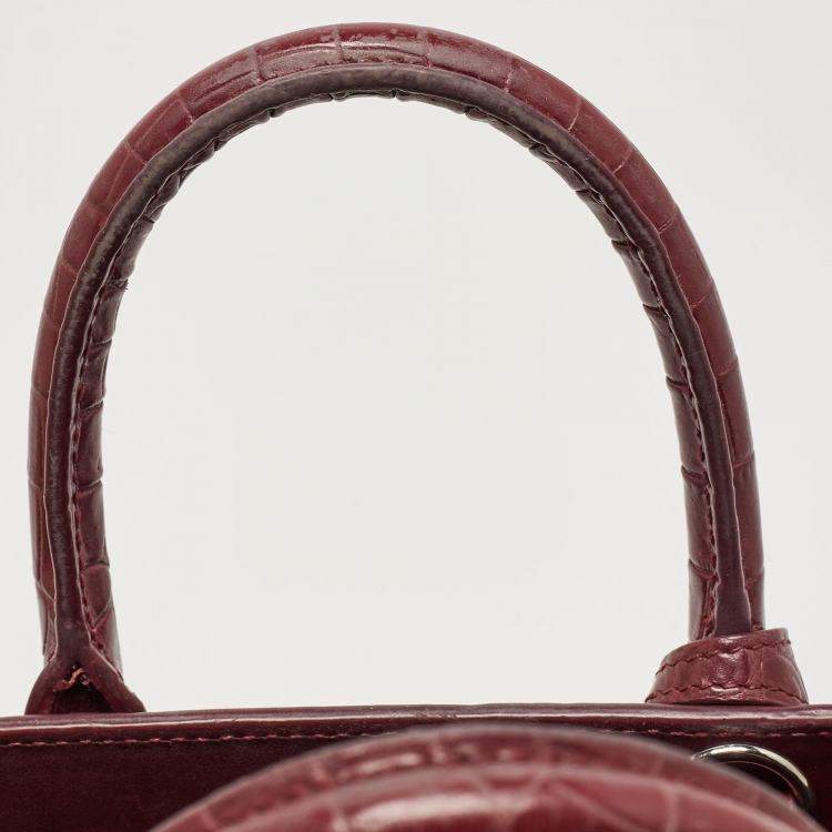 Pre Owned Saint Laurent Red Croc Embossed Leather Nano Classic Sac De Jour Tote