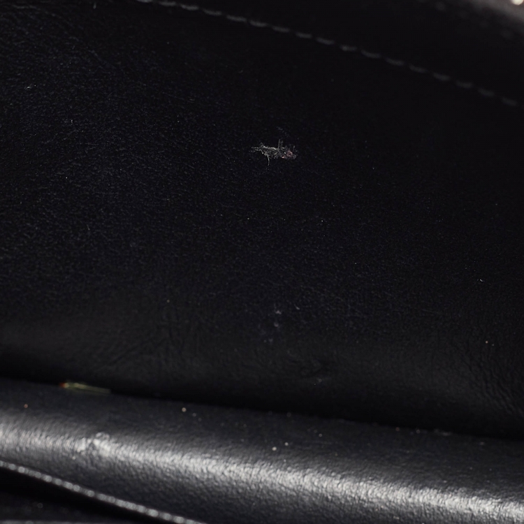 مملوكة مسبقًا Saint Laurent Black Matelassé Leather Envelope Wallet on Chain