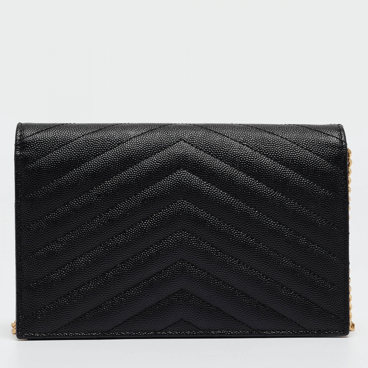 مملوكة مسبقًا Saint Laurent Black Matelassé Leather Envelope Wallet on Chain