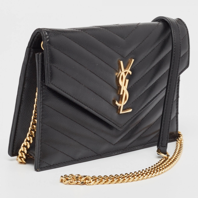 مملوكة مسبقًا Saint Laurent Black Matelassé Leather Envelope Wallet on Chain