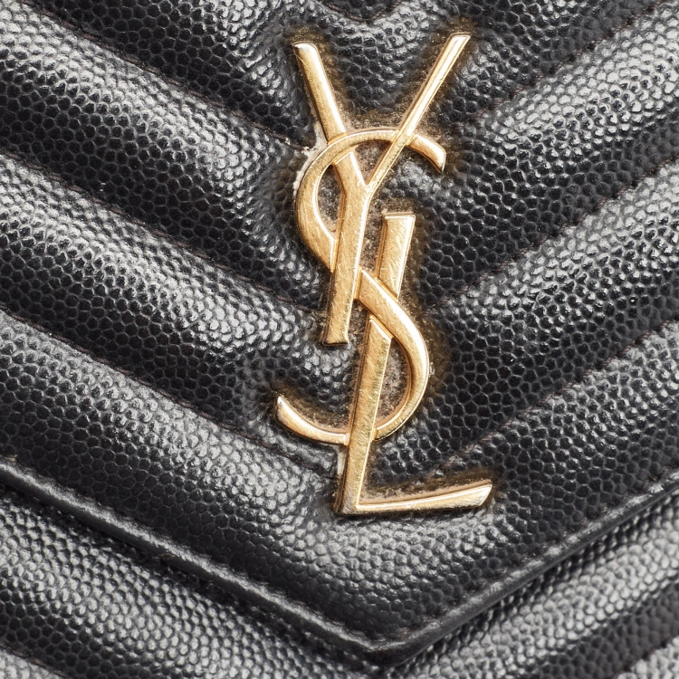 مملوكة مسبقًا Saint Laurent Black Matelassé Leather Envelope Wallet on Chain
