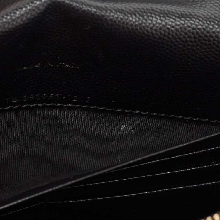 مملوكة مسبقًا Saint Laurent Black Matelassé Leather Envelope Wallet on Chain