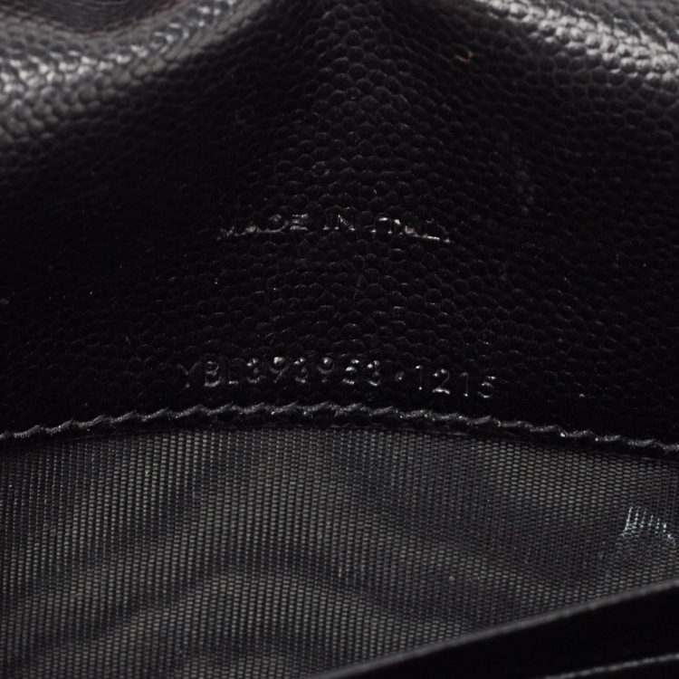 مملوكة مسبقًا Saint Laurent Black Matelassé Leather Envelope Wallet on Chain