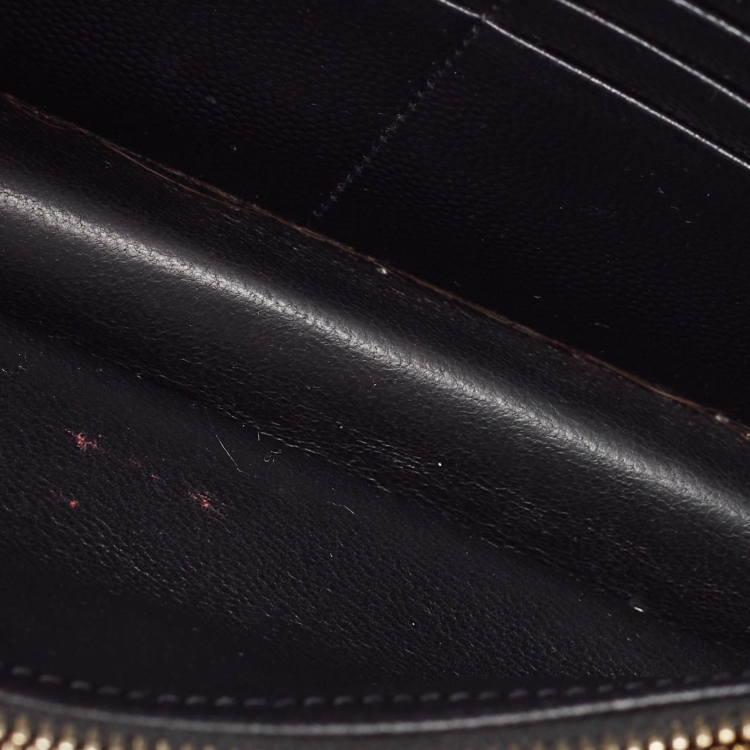 مملوكة مسبقًا Saint Laurent Black Matelassé Leather Envelope Wallet on Chain