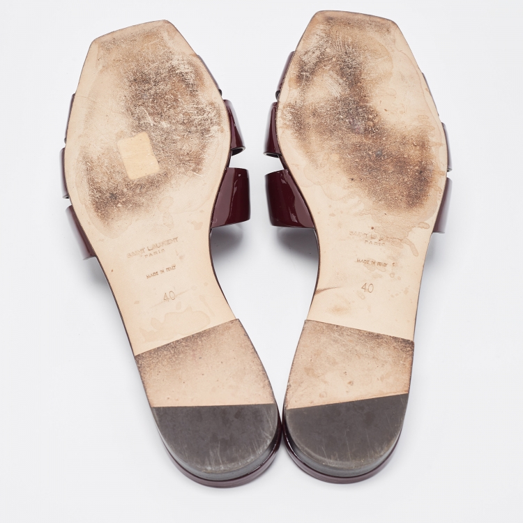 مملوكة مسبقًا Saint Laurent Burgundy Patent Leather Tribute Flat Slides Size 40