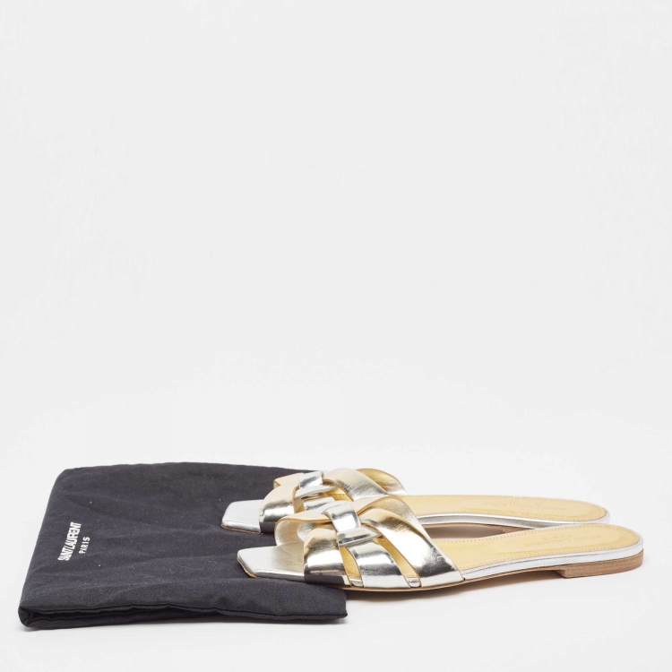 مملوكة مسبقًا Saint Laurent Silver/Gold Patent Leather Tribute Slide Flats Size 39.5