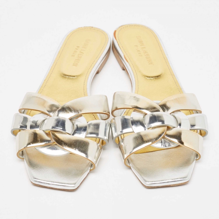 مملوكة مسبقًا Saint Laurent Silver/Gold Patent Leather Tribute Slide Flats Size 39.5