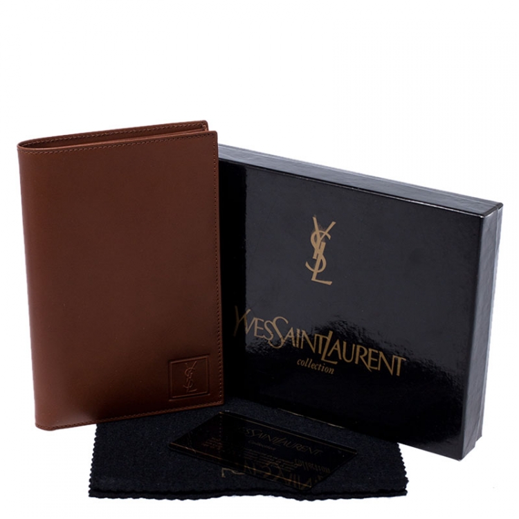 Pre Owned Saint Laurent Brown Leather Passport Cover