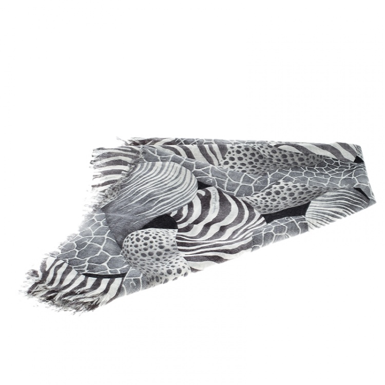 Pre Owned Salvatore Ferragamo Monochrome Animal Pattern Silk Cashmere Frayed Trim Scarf