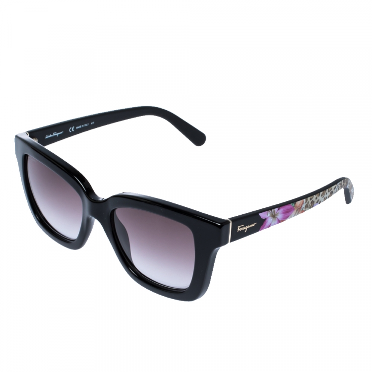 مملوكة مسبقًا Salvatore Ferragamo Black/Multicolor SF858S Gradient Printed Sunglasses