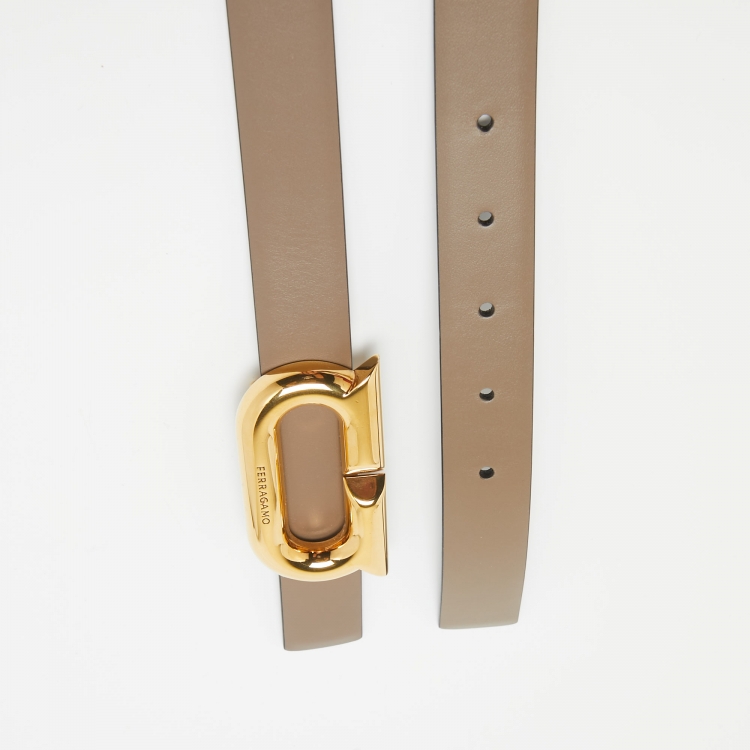 مملوكة مسبقًا Salvatore Ferragamo Beige/Black Leather Donna Reversible Cut to Size Belt 