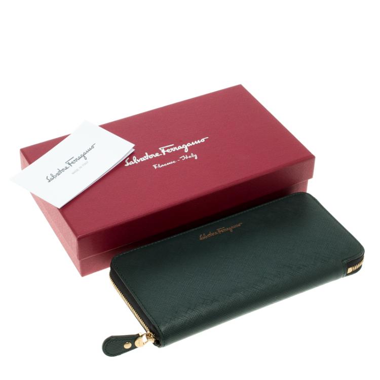 Pre Owned Salvatore Ferragamo Dark Green Leather Zip Around Wallet
