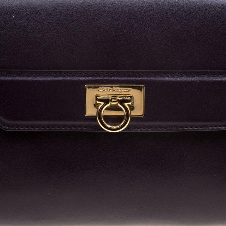 Pre Owned Salvatore Ferragamo Purple Leather Gancio Lock Chain Clutch