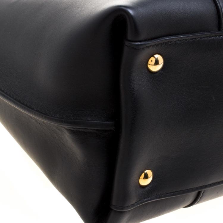 مملوكة مسبقًا Salvatore Ferragamo Black Leather Large Sookie Tote