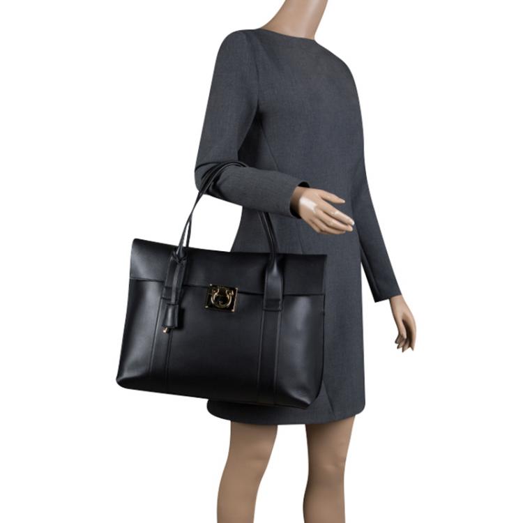 Pre Owned Salvatore Ferragamo Black Leather Large Sookie Tote