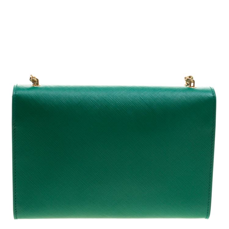 Pre Owned Salvatore Ferragamo Green Leather Ginny Shoulder Bag