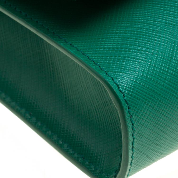 Pre Owned Salvatore Ferragamo Green Leather Ginny Shoulder Bag
