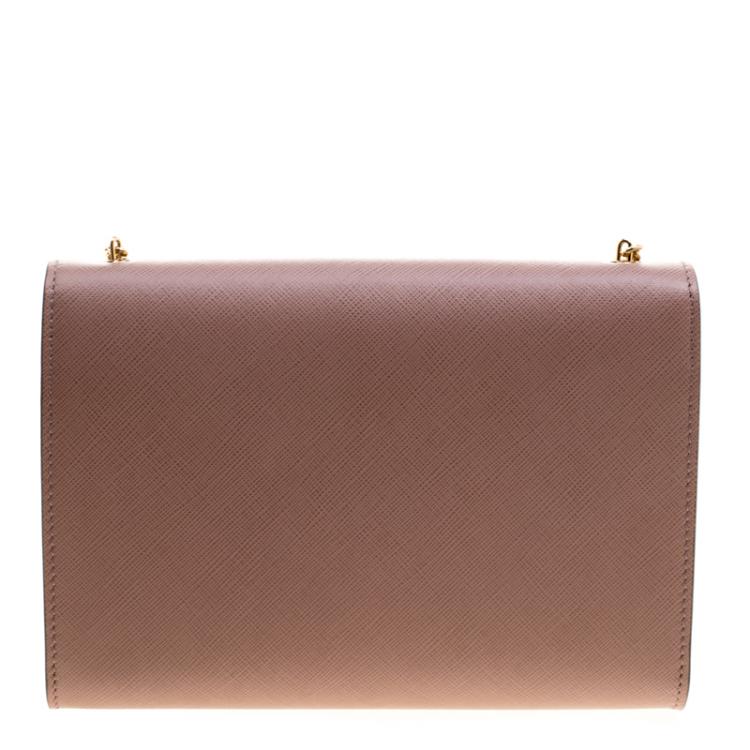 مملوكة مسبقًا Salvatore Ferragamo Beige Leather Ginny Shoulder Bag