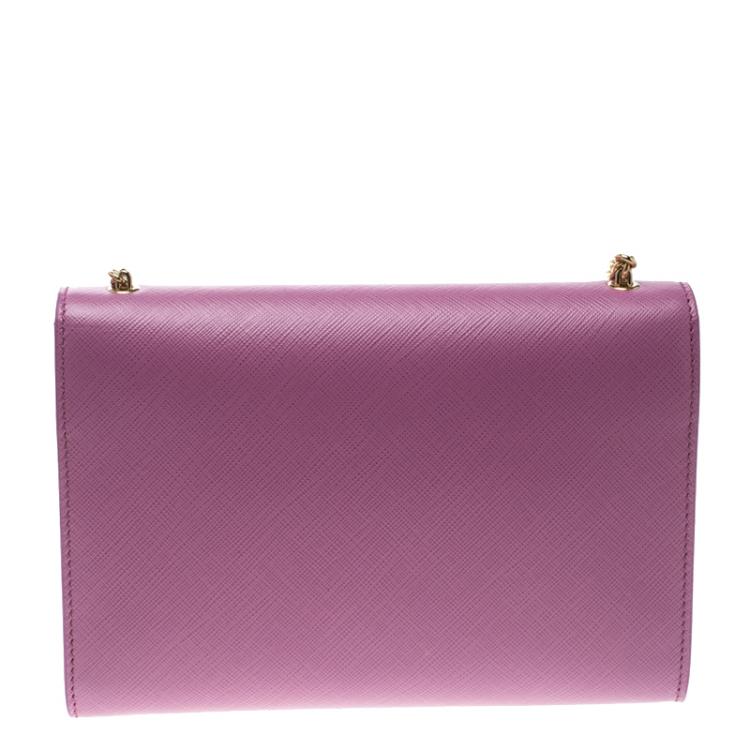 Pre Owned Salvatore Ferragamo Pink Leather Vara Bow Chain Clutch