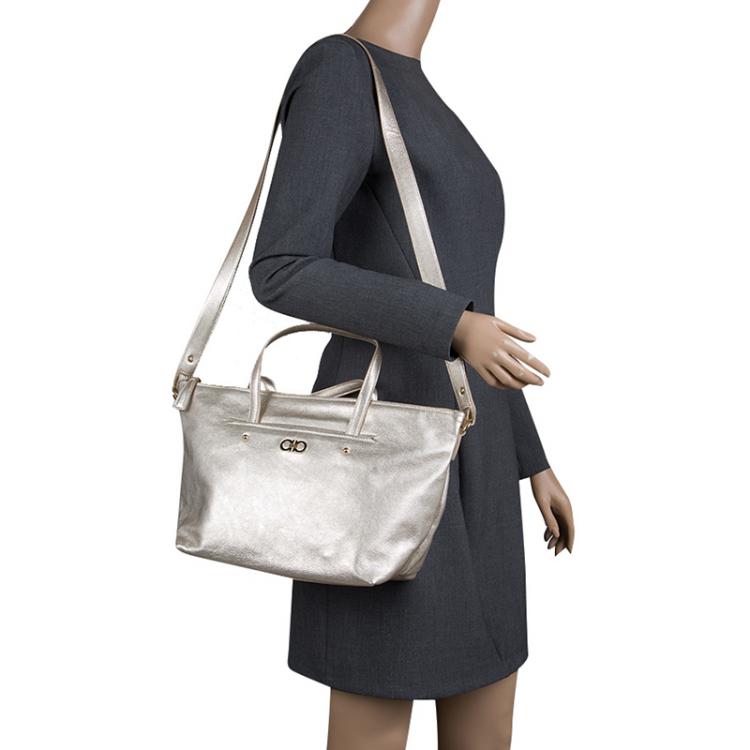 Pre Owned Salvatore Ferragamo Metallic Gold Leather Small Mika Tote