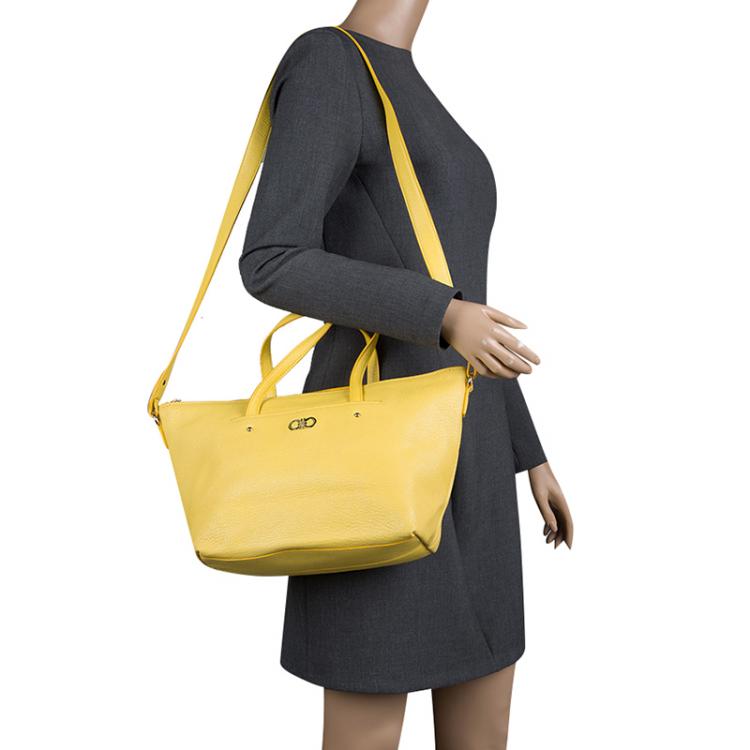 Ferragamo clearance mika tote