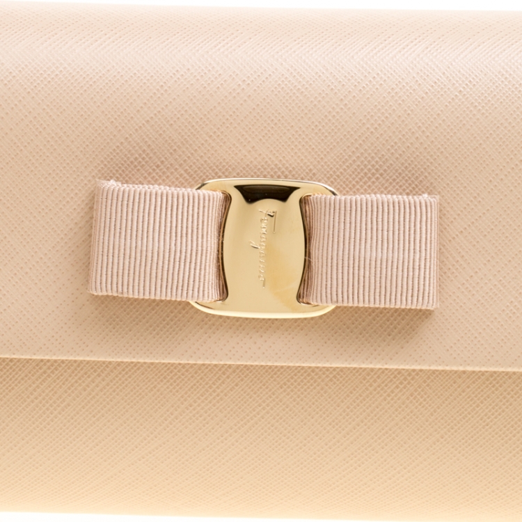Pre Owned Salvatore Ferragamo Beige Leather Bow Ginny Long Clutch