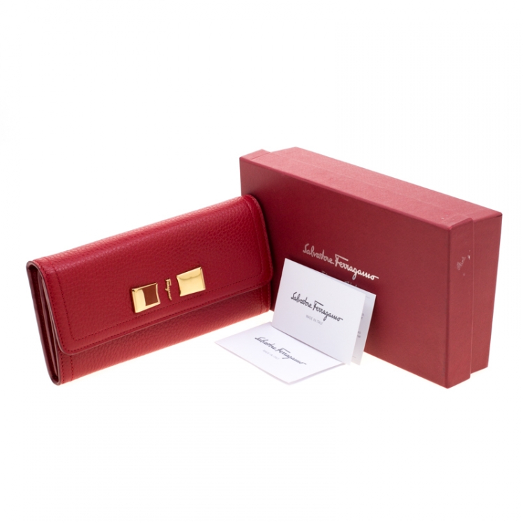Pre Owned Salvatore Ferragamo Lipstick Leather Long Wallet