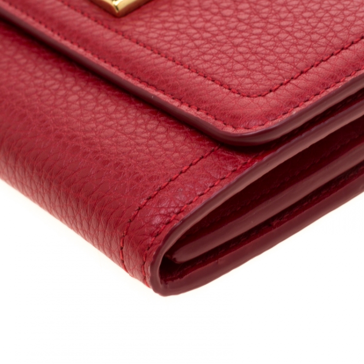 Pre Owned Salvatore Ferragamo Lipstick Leather Long Wallet