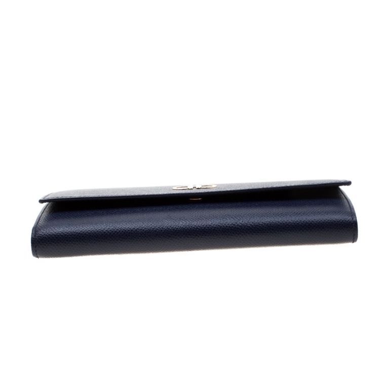 Pre Owned Salvatore Ferragamo Blue Leather Double Gancio Continental Wallet