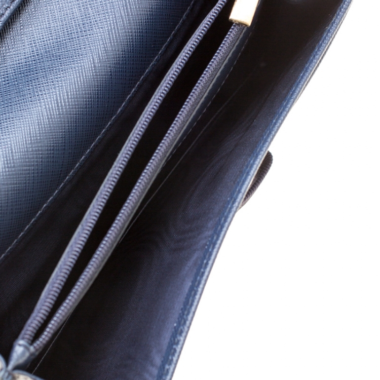 Pre Owned Salvatore Ferragamo Blue Leather Miss Vara Wallet