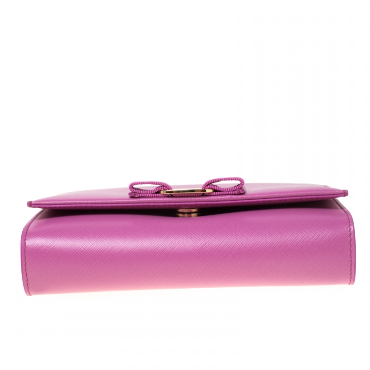 Pre Owned Salvatore Ferragamo Pink Saffiano Leather Crossbody Bag
