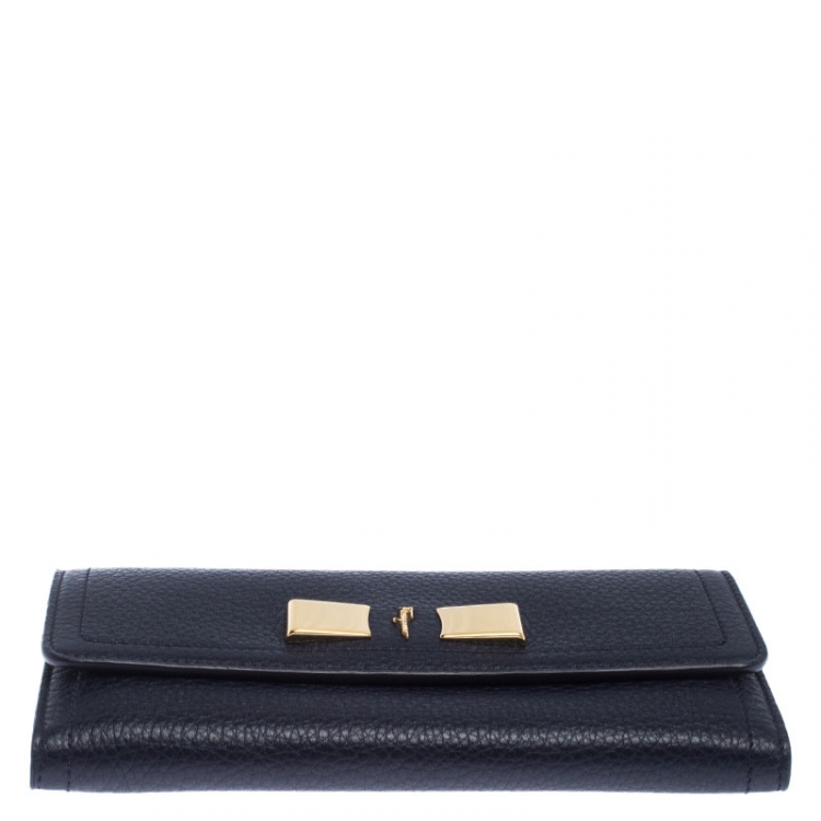 Pre Owned Salvatore Ferragamo Navy Blue Leather Flap Wallet