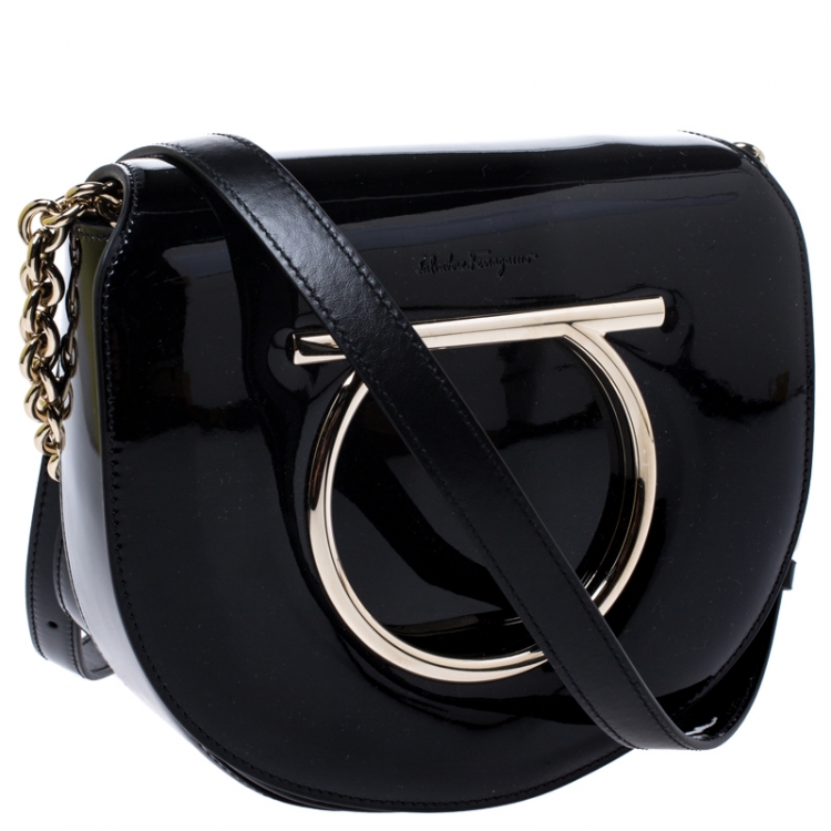 Pre Owned Salvatore Ferragamo Black Patent Leather Vella Crossbody Bag