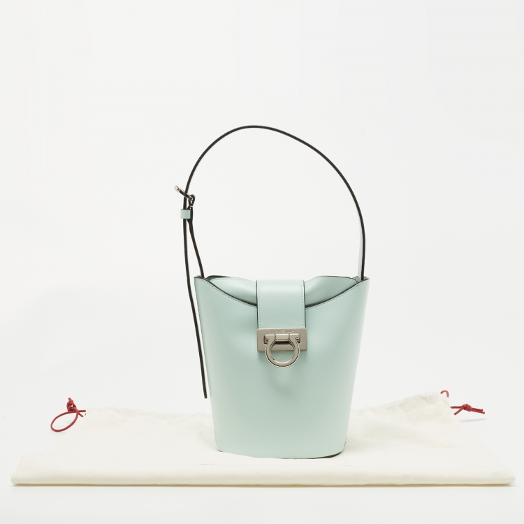 Pre Owned Salvatore Ferragamo Mint Green Leather Trifolio Shoulder Bag
