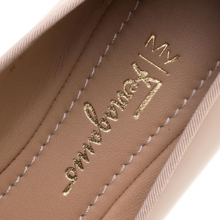Pre Owned Salvatore Ferragamo Beige Patent Leather Bow Ballet Flats Size 39