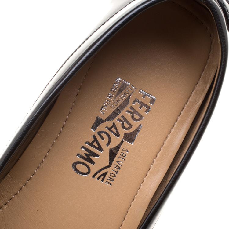 Pre Owned Salvatore Ferragamo Black Patent Pebbled Leather Saba Loafers Size 41.5