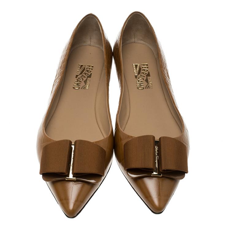 Pre Owned Salvatore Ferragamo Brown Croc Embossed Leather Mimi Pointed Toe Flats Size 40.5