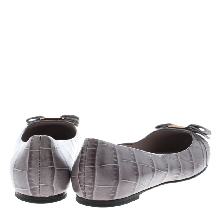 Pre Owned Salvatore Ferragamo Grey Embossed Croc Leather Varina Ballet Flats Size 40.5