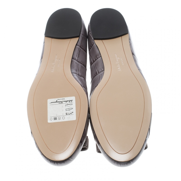 Pre Owned Salvatore Ferragamo Grey Embossed Croc Leather Varina Ballet Flats Size 40.5