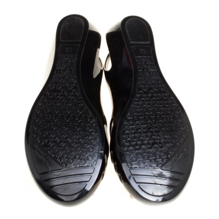 Pre Owned Salvatore Ferragamo Black Jelly Bermuda Flats Size 40.5