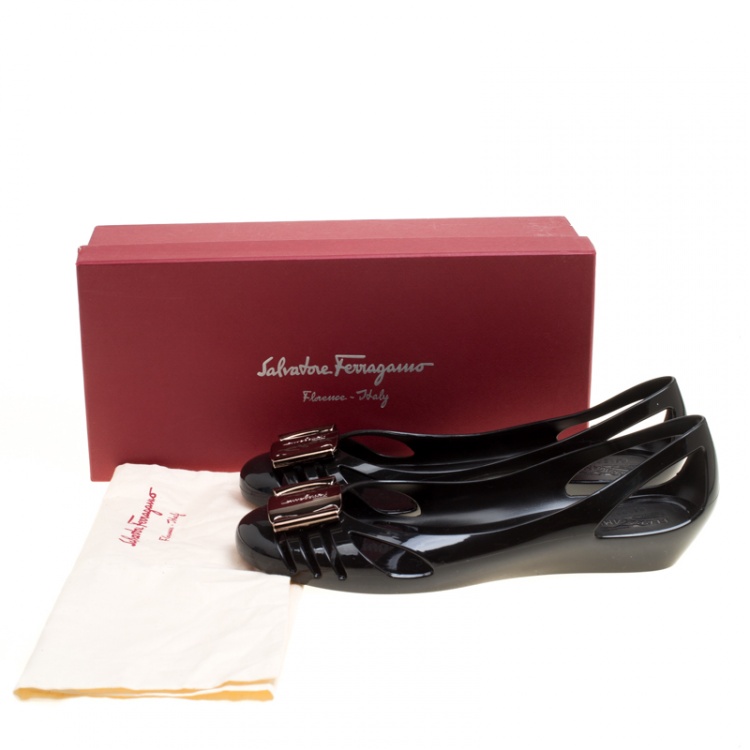 Pre Owned Salvatore Ferragamo Black Jelly Bermuda Flats Size 40.5