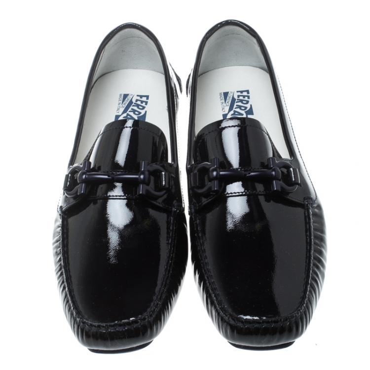 Pre Owned Salvatore Ferragamo Black Patent Leather Parigi Gancini Driver Loafers Size 40.5