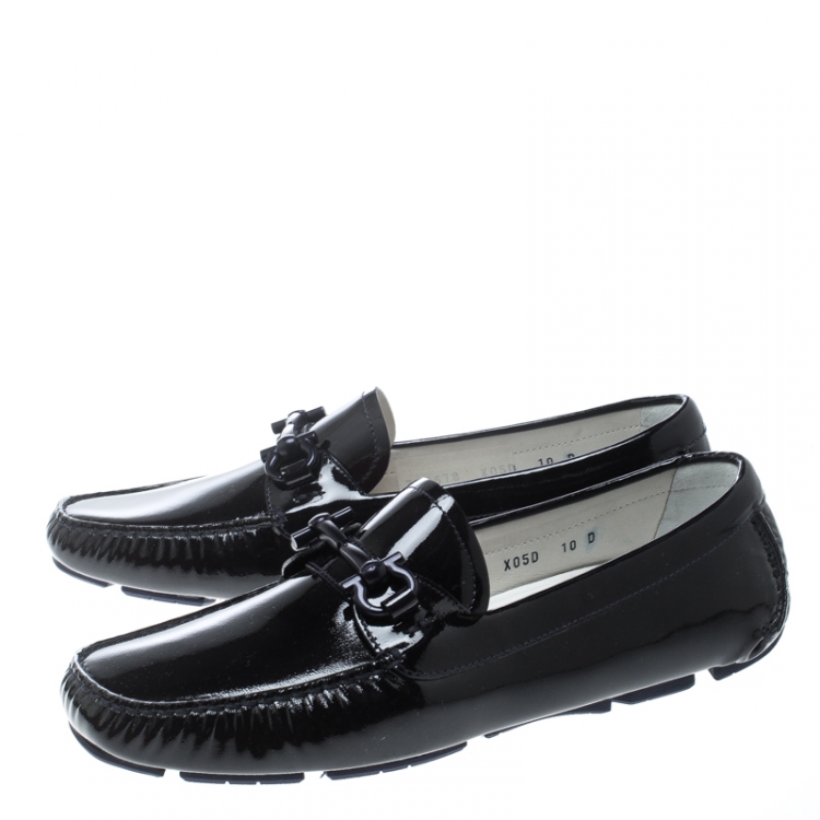 Pre Owned Salvatore Ferragamo Black Patent Leather Parigi Gancini Driver Loafers Size 40.5