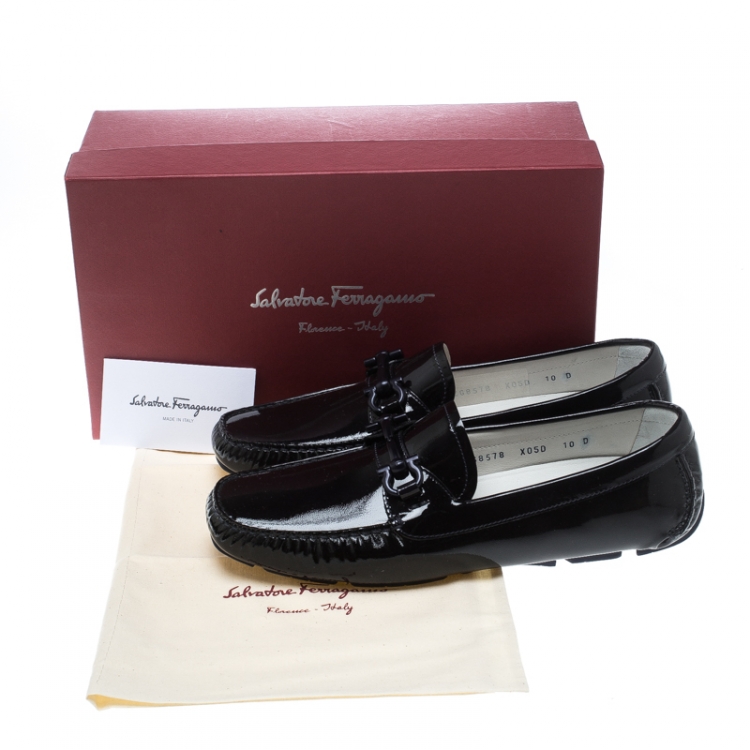 Pre Owned Salvatore Ferragamo Black Patent Leather Parigi Gancini Driver Loafers Size 40.5